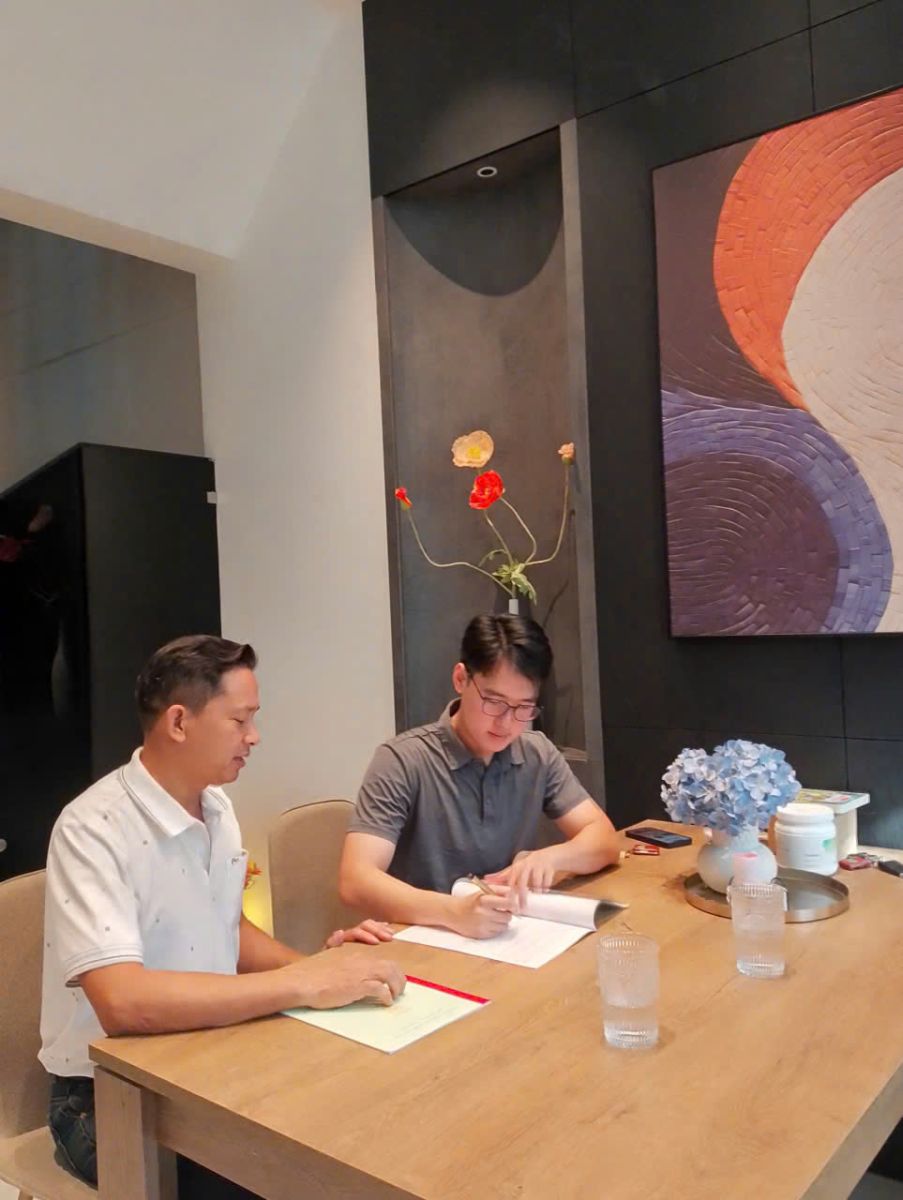 Lễ ký kết hợp đồng đầu năm cùng khách hàng tại Truong Huy Homes – Bình Thạnh